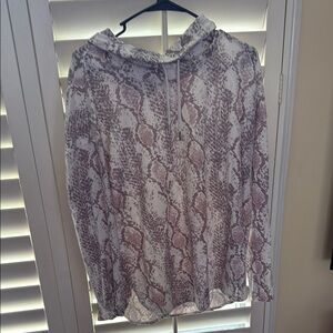 Calvin Klein Cream and Pink Sweatshirt